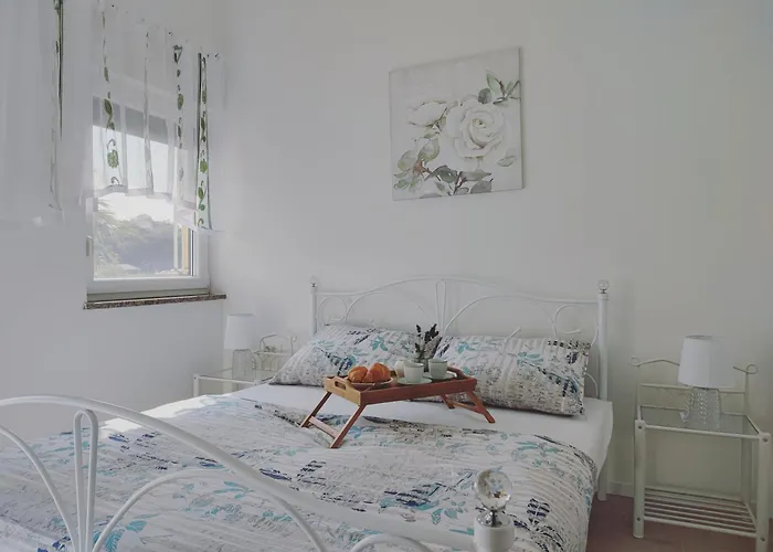 Διαμέρισμα Secret Garden *